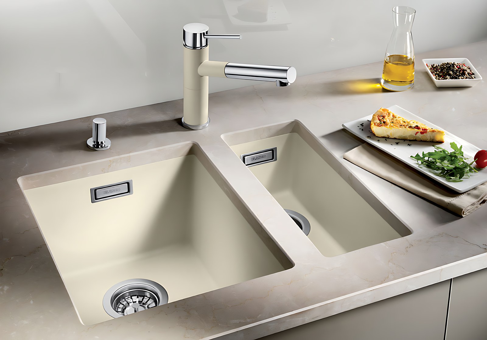 Мойка для кухни Blanco Subline 160-U Silgranit  цвет жасмин 513396